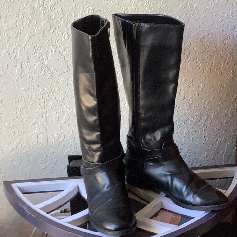 Chaps Woman’s Riding Boots - Picture 2 of 4